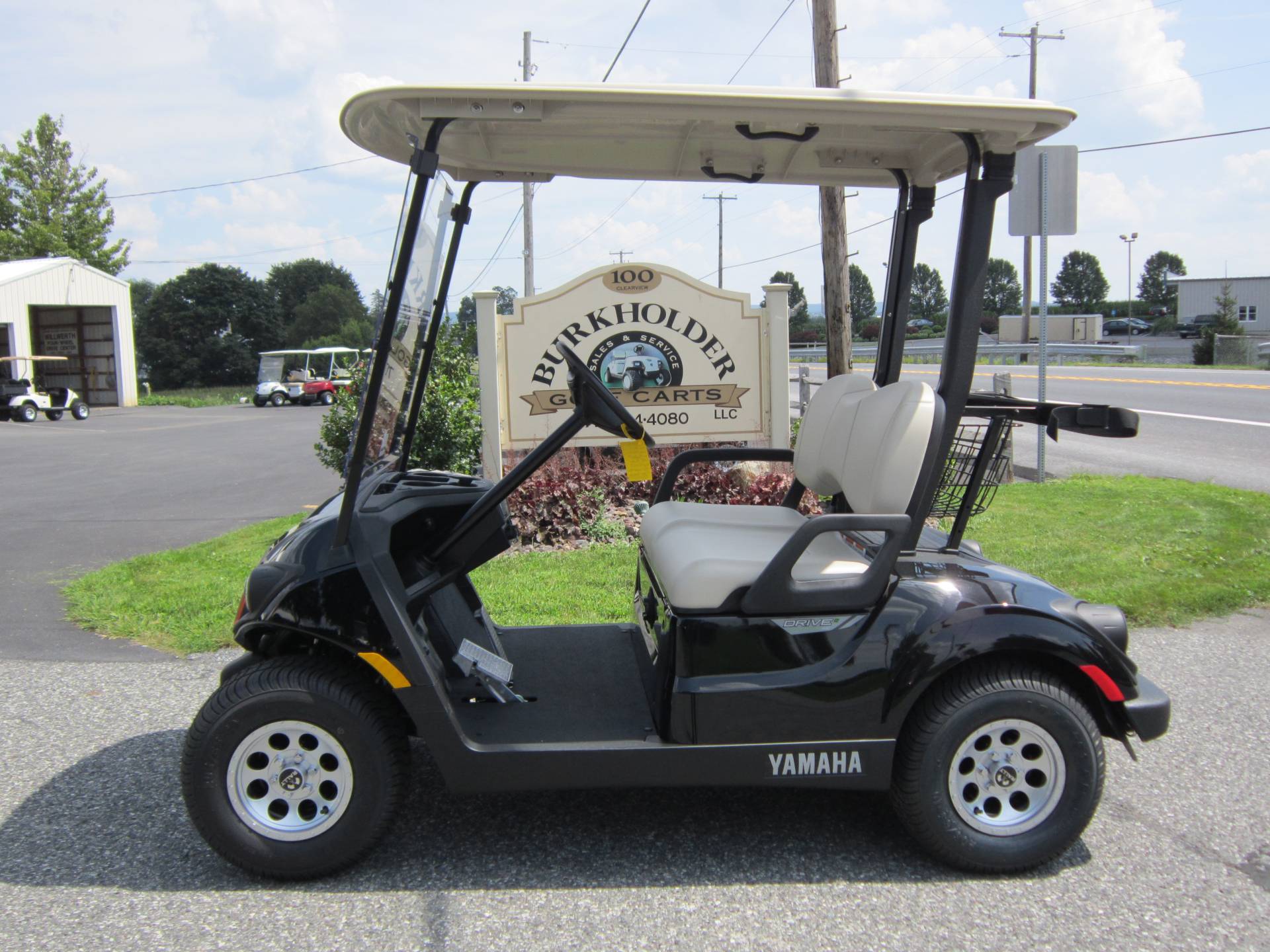 2017 Yamaha Electric Golf Cart